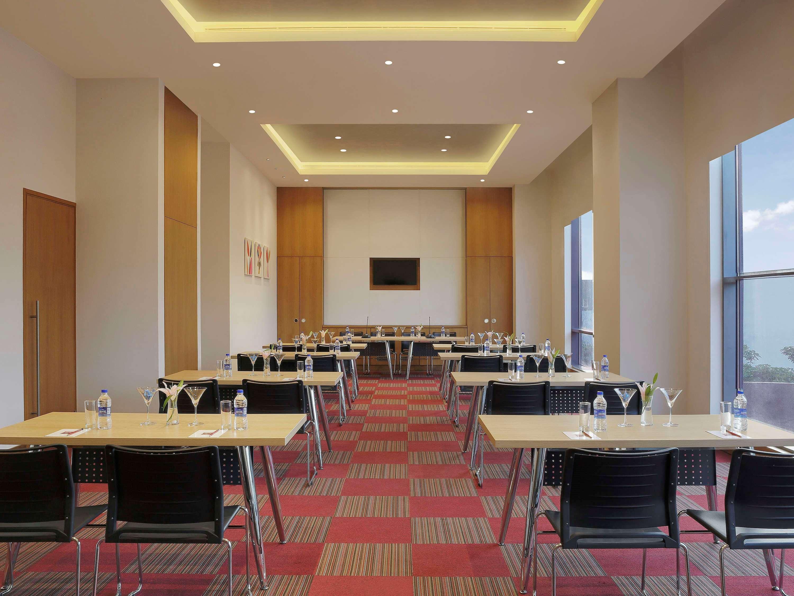Ibis Chennai Omr - An Accor Brand Otel Dış mekan fotoğraf